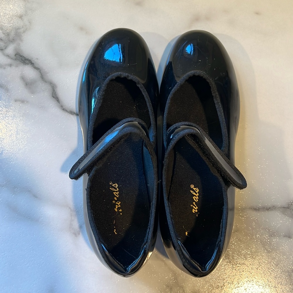 Like new tap shoes